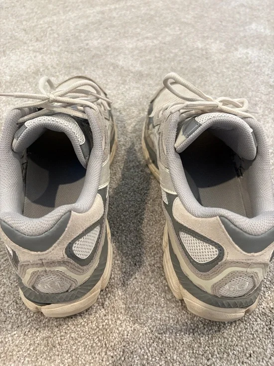 Asics Gray and White Mesh Suede Running Shoes - Picture 5 of 5